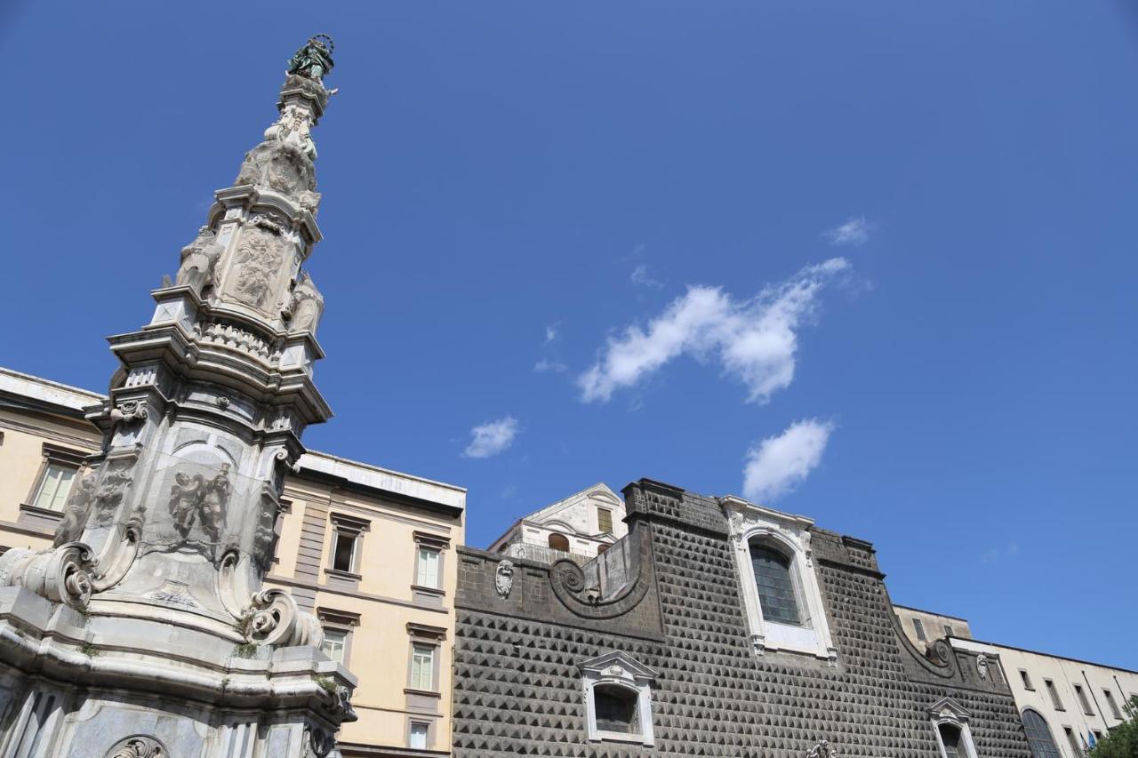 Palazzo Carafa Della Spina - Maison De Charme Неаполь Екстер'єр фото